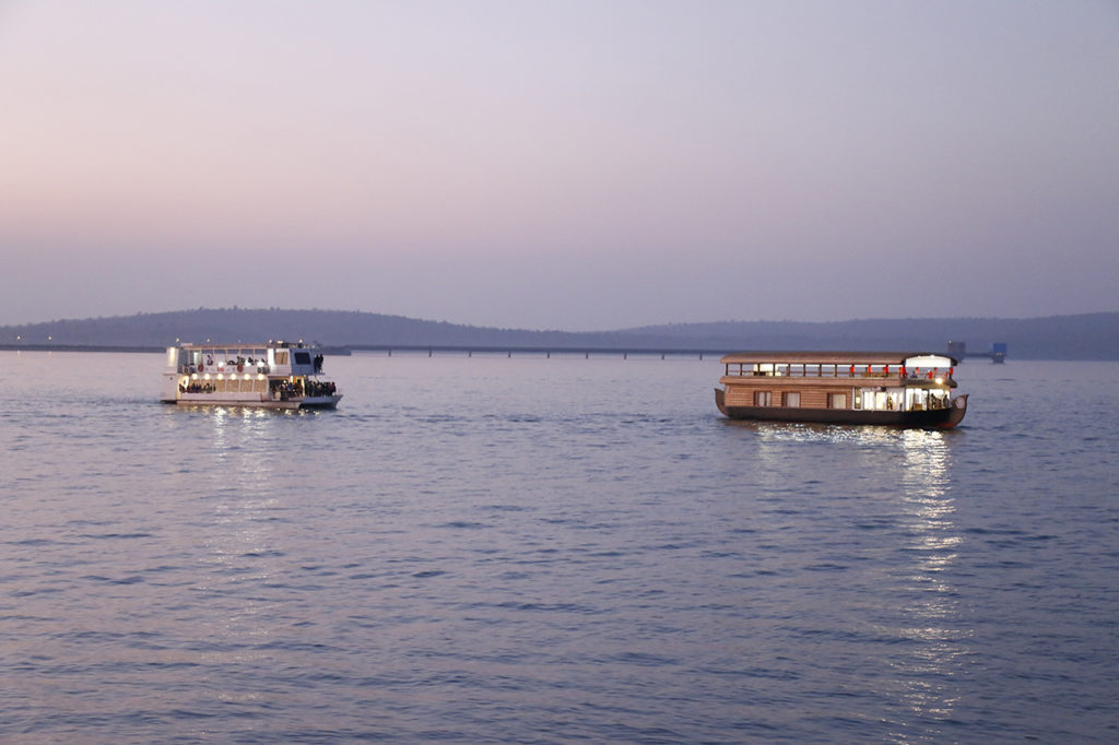 Hanuwantiya Island Water Sports